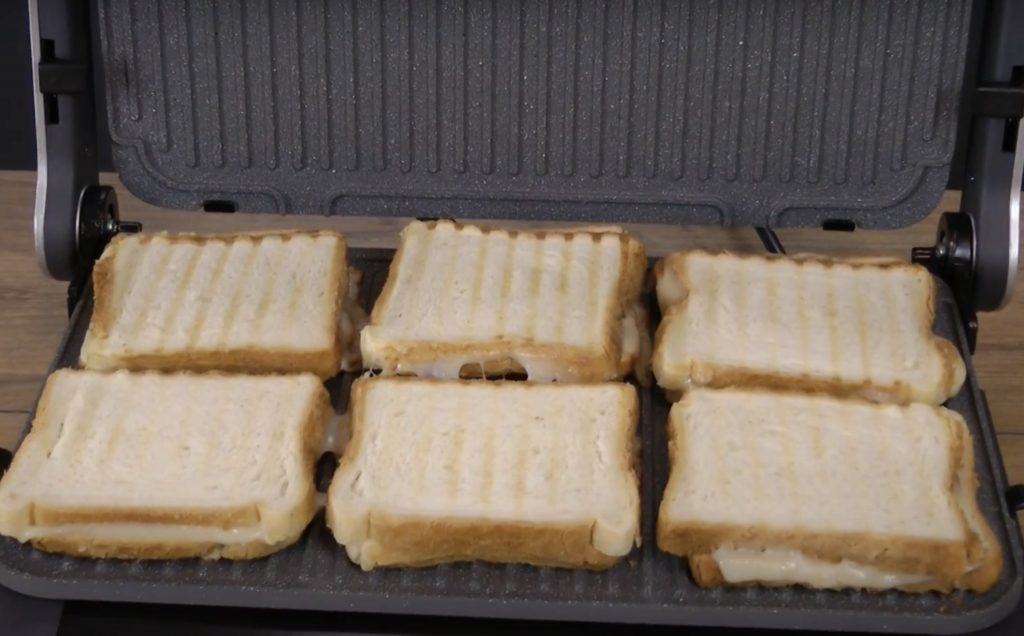 Arzum Tostçu Delux kizarmis tost