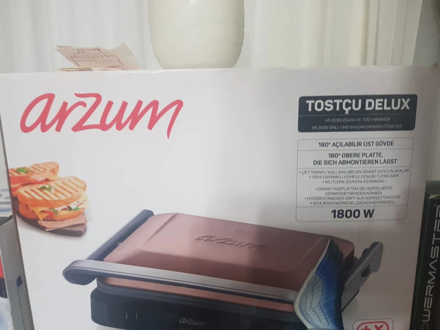 Arzum Tostçu Delux kutu