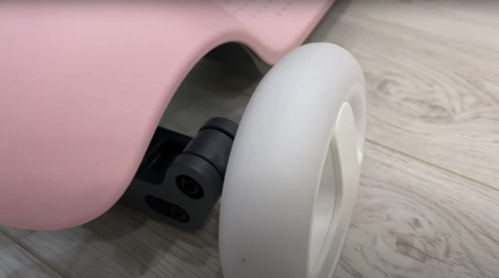 Xiaomi Mitu Scooter on tekerlek