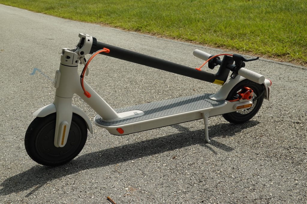 Xiaomi Mi Elektrikli Scooter 3 4